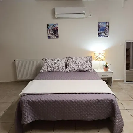 Lucia Argostoli (Kefalonia)